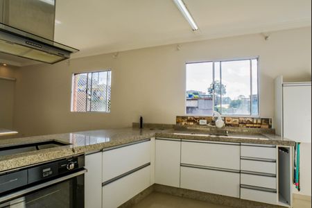 Apartamento à venda com 61m², 2 quartos e 1 vagaCozinha e Área de Serviço