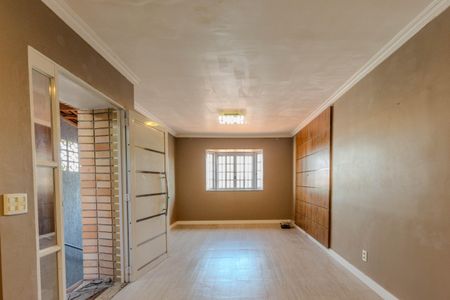 Sala de casa à venda com 3 quartos, 120m² em Jardim Monte Kemel, São Paulo