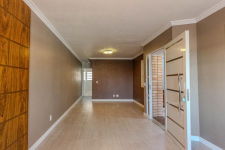 Sala de casa à venda com 3 quartos, 120m² em Jardim Monte Kemel, São Paulo