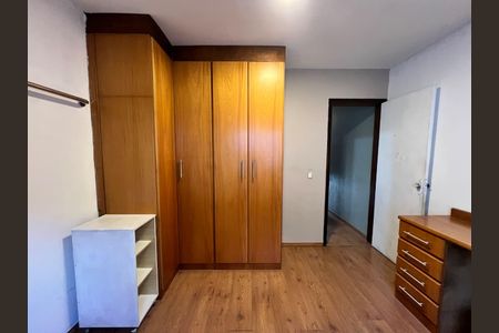 Casa à venda com 3 quartos, 120m² em Jardim Monte Kemel, São Paulo