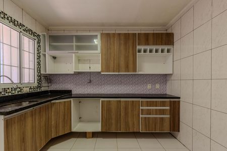 Casa à venda com 120m², 3 quartos e 2 vagasCozinha