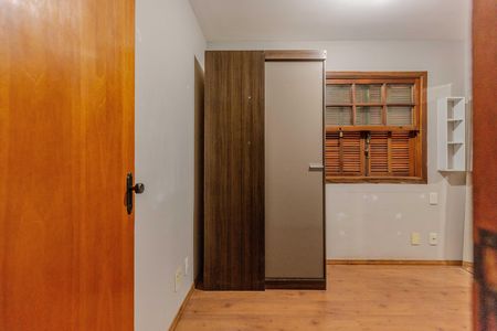 Casa à venda com 120m², 3 quartos e 2 vagasSuíte