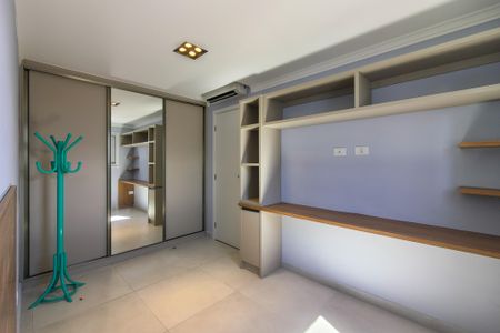 Apartamento para alugar com 74m², 2 quartos e 2 vagasQuarto