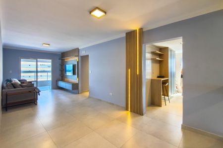 Sala de apartamento para alugar com 2 quartos, 74m² em Vila Caiçara, Praia Grande