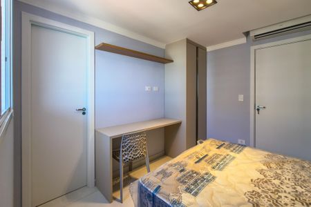 Apartamento para alugar com 74m², 2 quartos e 2 vagasSuite