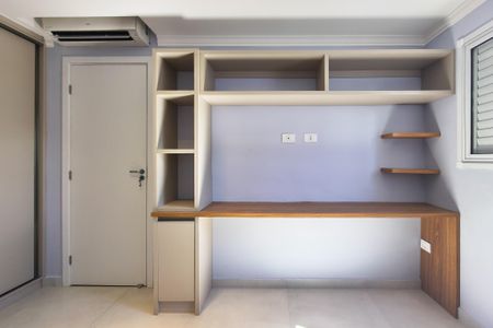 Apartamento para alugar com 74m², 2 quartos e 2 vagasQuarto