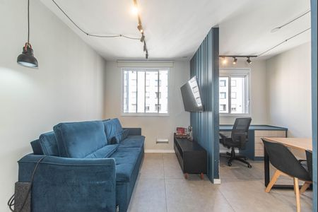 Sala de apartamento para alugar com 2 quartos, 34m² em Santo Amaro, São Paulo