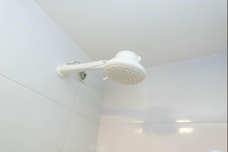 Banheiro de apartamento para alugar com 2 quartos, 34m² em Santo Amaro, São Paulo