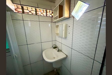 Casa de condomínio para alugar com 20m², 1 quarto e sem vaga Casa de condomínio para alugar com 20m², 1 quarto e sem vagaBanheiro