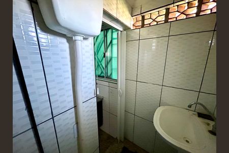 Casa de condomínio para alugar com 20m², 1 quarto e sem vaga Casa de condomínio para alugar com 20m², 1 quarto e sem vagaBanheiro