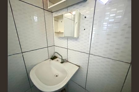 Casa de condomínio para alugar com 20m², 1 quarto e sem vaga Casa de condomínio para alugar com 20m², 1 quarto e sem vagaBanheiro