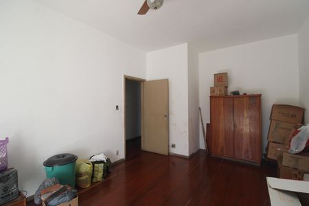 Apartamento à venda com 167m², 3 quartos e 2 vagasQuarto 1