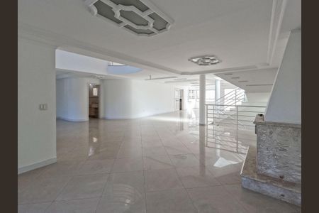 Casa à venda com 4 quartos, 520m² em City América, São Paulo