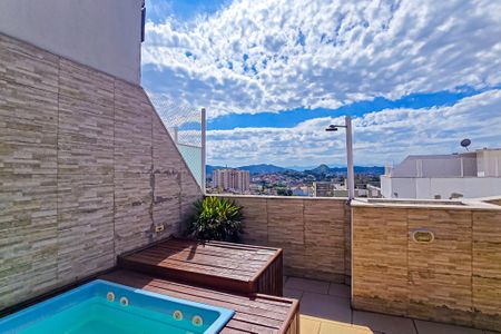 Apartamento para alugar com 100m², 3 quartos e 2 vagasTerraço
