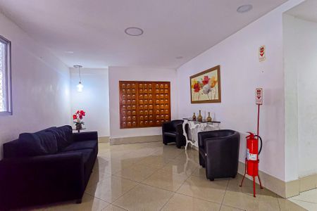Apartamento para alugar com 100m², 3 quartos e 2 vagasHall social