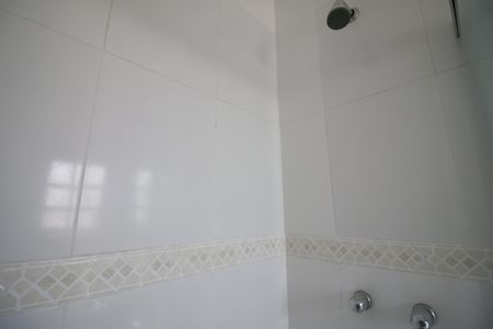 Casa de condomínio para alugar com 330m², 4 quartos e 1 vagaBanheiro da Suíte 2