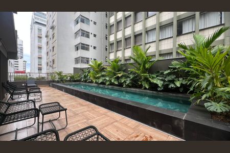 Studio à venda com 21m², 1 quarto e sem vaga Studio à venda com 21m², 1 quarto e sem vagaPiscina