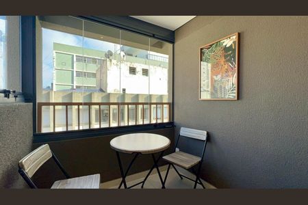 Studio à venda com 21m², 1 quarto e sem vaga Studio à venda com 21m², 1 quarto e sem vagaVaranda