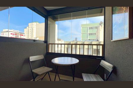 Studio à venda com 21m², 1 quarto e sem vaga Studio à venda com 21m², 1 quarto e sem vagaVaranda