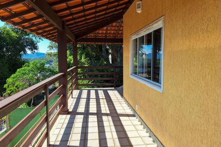 Varanda da Sala 1 de casa de condomínio para alugar com 4 quartos, 590m² em Badu, Niterói