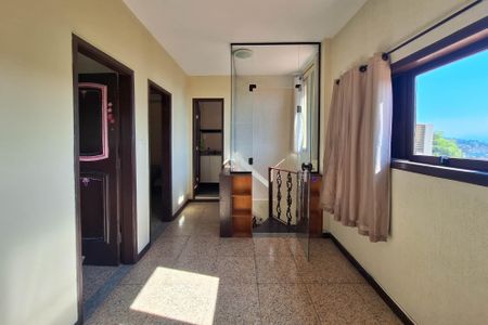 Casa de condomínio para alugar com 590m², 4 quartos e 2 vagasSala 2