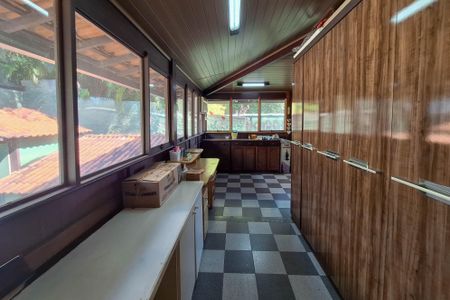 Casa de condomínio para alugar com 590m², 4 quartos e 2 vagasAtelie