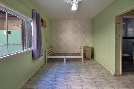 Casa de condomínio para alugar com 590m², 4 quartos e 2 vagasSuíte 2