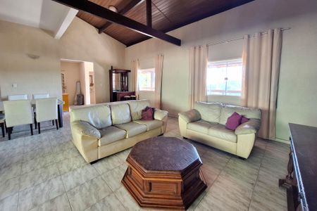 Sala 1 de casa de condomínio para alugar com 4 quartos, 590m² em Badu, Niterói