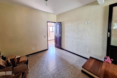 Casa de condomínio para alugar com 590m², 4 quartos e 2 vagasQuarto 2