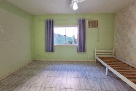 Casa de condomínio para alugar com 590m², 4 quartos e 2 vagasSuíte 2