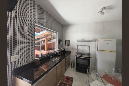 Casa à venda com 645m², 6 quartos e 5 vagas Casa à venda com 645m², 6 quartos e 5 vagasCozinha 2