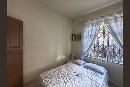 Casa à venda com 645m², 6 quartos e 5 vagas Casa à venda com 645m², 6 quartos e 5 vagasQuarto 2