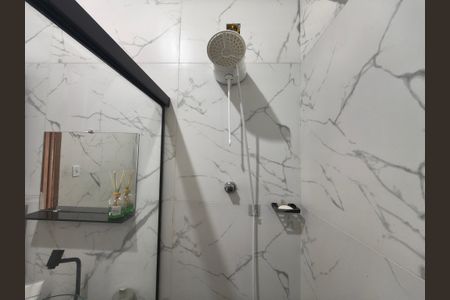 Casa à venda com 645m², 6 quartos e 5 vagas Casa à venda com 645m², 6 quartos e 5 vagasBanheiro Social
