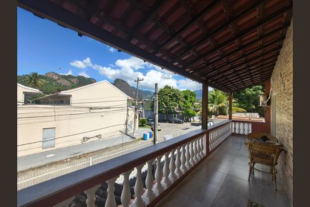 Casa à venda com 645m², 6 quartos e 5 vagas Casa à venda com 645m², 6 quartos e 5 vagasVaranda Sala Superior
