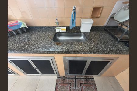 Casa à venda com 645m², 6 quartos e 5 vagas Casa à venda com 645m², 6 quartos e 5 vagasBancada - Cozinha