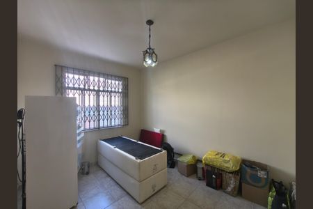 Casa à venda com 645m², 6 quartos e 5 vagas Casa à venda com 645m², 6 quartos e 5 vagasQuarto 1