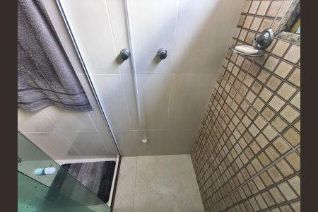 Casa à venda com 645m², 6 quartos e 5 vagas Casa à venda com 645m², 6 quartos e 5 vagasBanheiro Suite 6