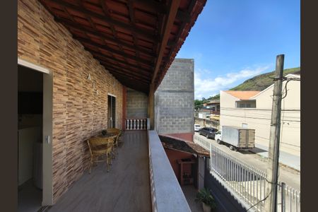 Casa à venda com 645m², 6 quartos e 5 vagas Casa à venda com 645m², 6 quartos e 5 vagasVaranda Sala Superior