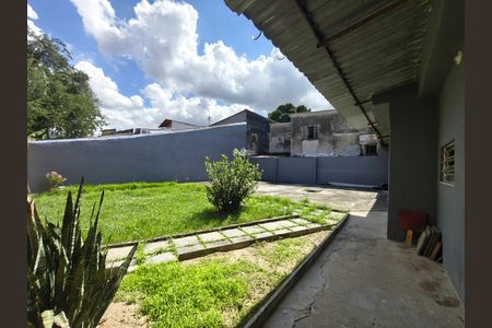 Casa à venda com 645m², 6 quartos e 5 vagas Casa à venda com 645m², 6 quartos e 5 vagasQuintal