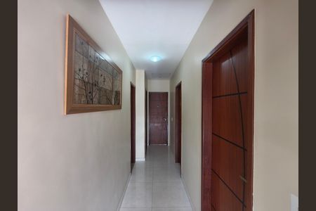 Casa à venda com 645m², 6 quartos e 5 vagas Casa à venda com 645m², 6 quartos e 5 vagasCorredor - Circulação