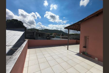 Casa à venda com 645m², 6 quartos e 5 vagas Casa à venda com 645m², 6 quartos e 5 vagasTerraço - Area de Serviço
