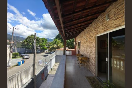 Casa à venda com 645m², 6 quartos e 5 vagas Casa à venda com 645m², 6 quartos e 5 vagasVaranda Sala Superior