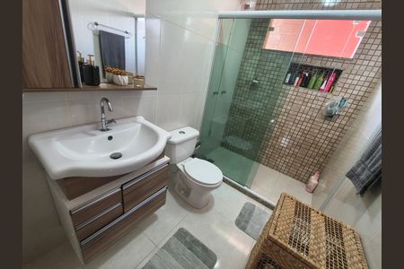 Casa à venda com 645m², 6 quartos e 5 vagas Casa à venda com 645m², 6 quartos e 5 vagasBanheiro