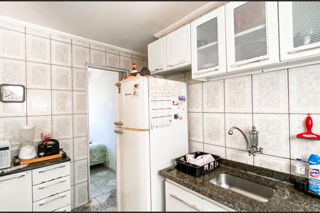 Apartamento à venda com 48m², 2 quartos e 1 vaga Apartamento à venda com 48m², 2 quartos e 1 vagaCozinha