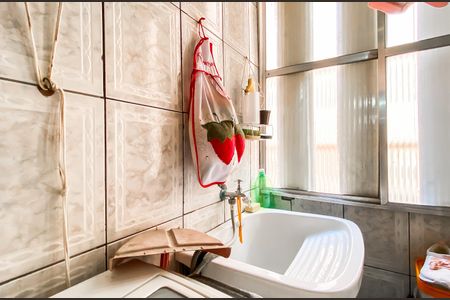 Apartamento à venda com 48m², 2 quartos e 1 vaga Apartamento à venda com 48m², 2 quartos e 1 vagaÁrea de Serviço