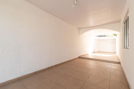 Casa para alugar com 150m², 5 quartos e 4 vagas Casa para alugar com 150m², 5 quartos e 4 vagasGaragem