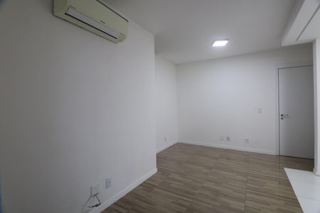 Sala de apartamento para alugar com 2 quartos, 52m² em Fátima, Canoas