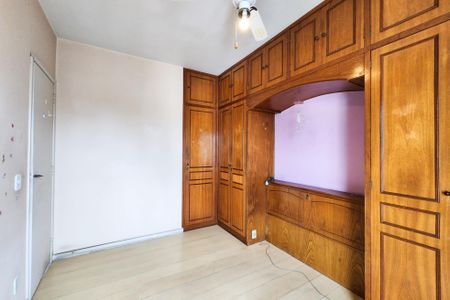 Apartamento à venda com 70m², 3 quartos e 1 vagaQuarto 2