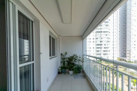 Apartamento para alugar com 91m², 3 quartos e 2 vagasVaranda
