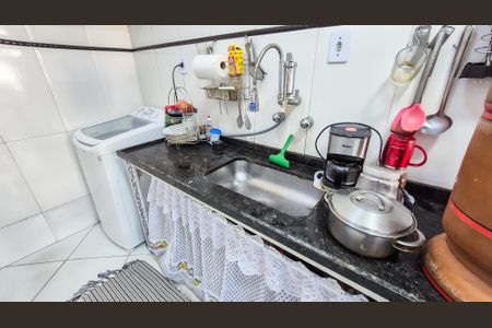 Casa à venda com 226m², 4 quartos e 2 vagasCozinha 